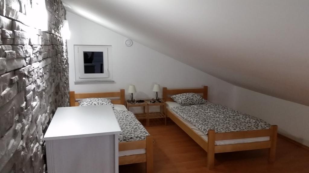 Apartments Zanic With Private Swimming Pool And Sea View スタリグラード エクステリア 写真