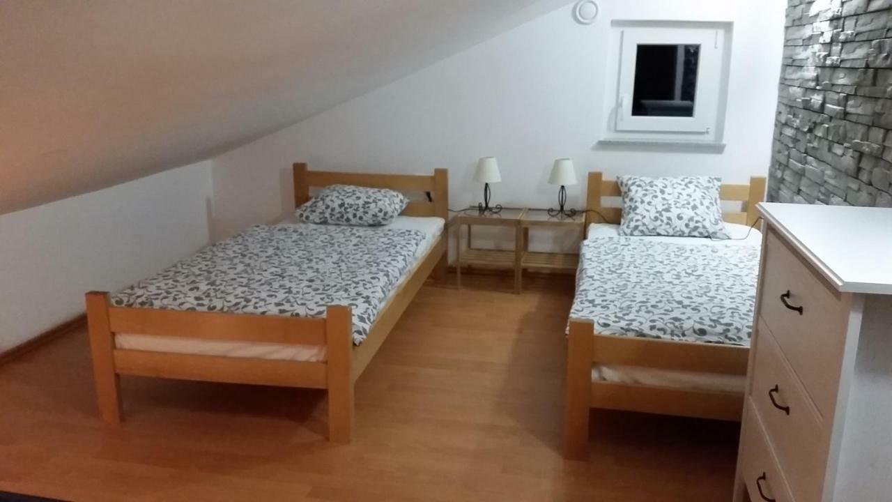 Apartments Zanic With Private Swimming Pool And Sea View スタリグラード エクステリア 写真