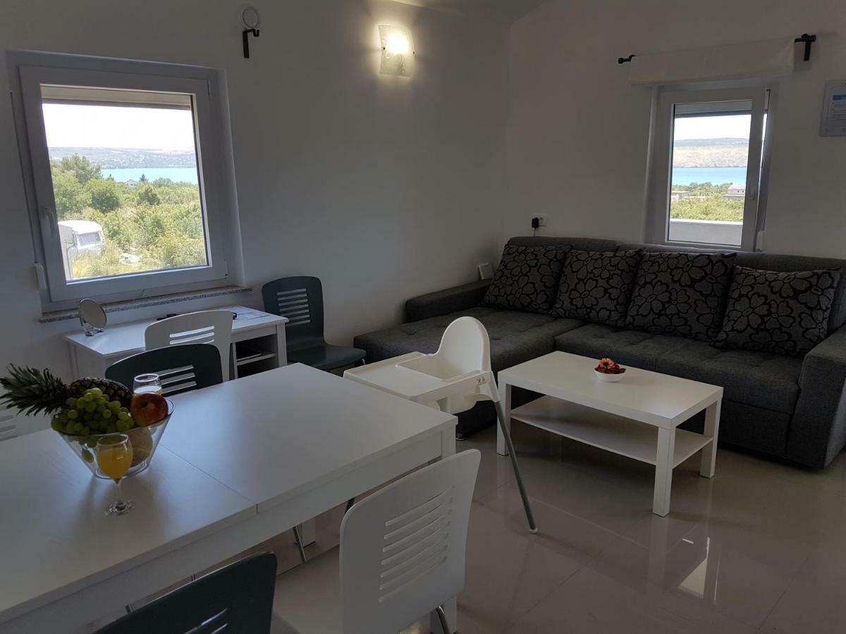 Apartments Zanic With Private Swimming Pool And Sea View スタリグラード エクステリア 写真